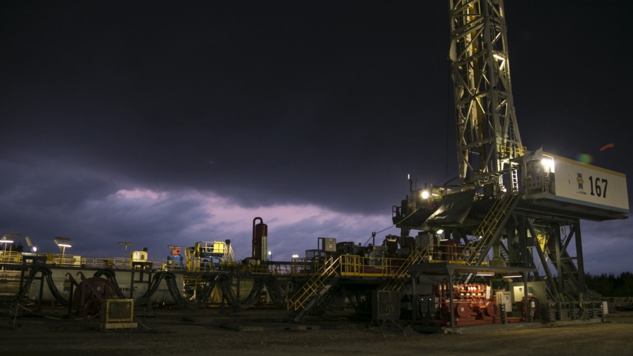 YPF financiará la construcción de una mega terminal para exportar el crudo de Vaca Muerta