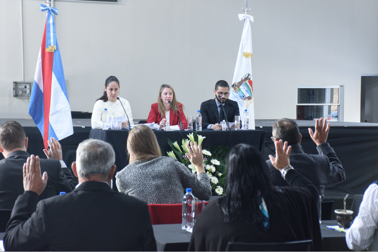 El Concejo debatirá este viernes el nuevo cuadro tarifario del Boleto Urbano El Concejo debatirá este viernes el nuevo cuadro tarifario del Boleto Urbano