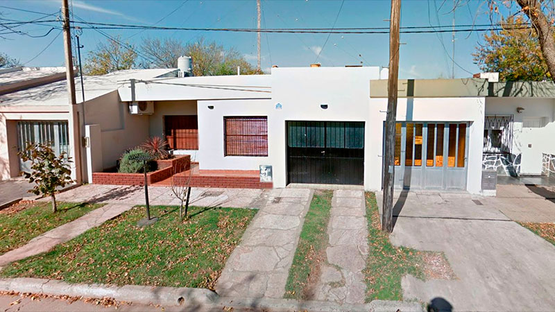 Una madre jugaba con un arma y le dio un tiro en la cabeza a su hija de dos años