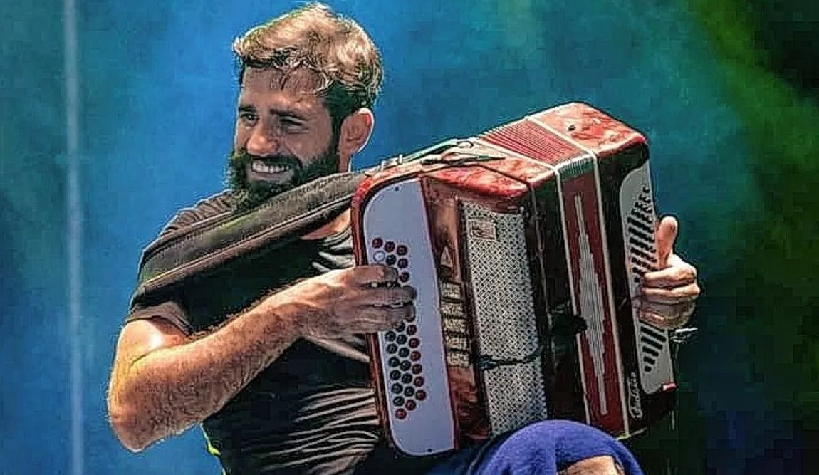 Juan Manuel Bilat presentará su nuevo proyecto músical en el Ciclo Concierto de Sábado Juan Manuel Bilat presentará su nuevo proyecto músical en el Ciclo Concierto de Sábado