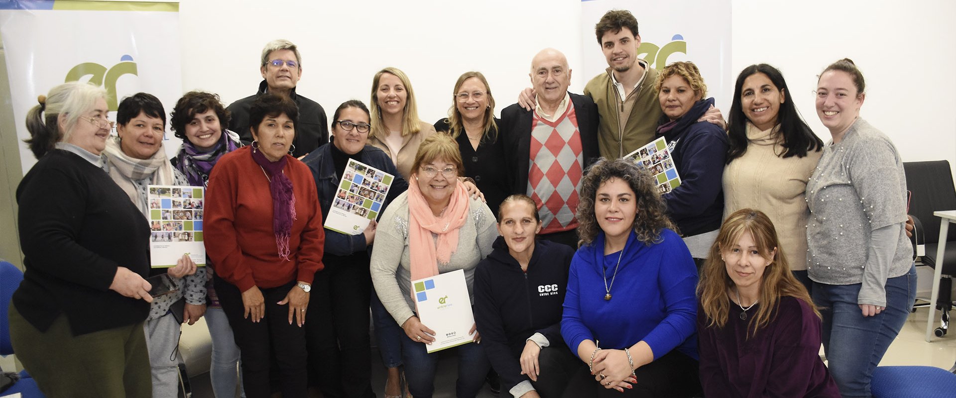 Con acompañamiento del gobierno entrerriano se fortalece la red de trabajo cooperativo textil en la provincia
