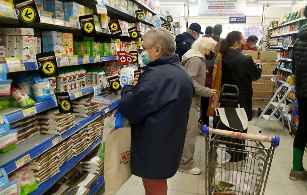 La inflación no cede: advierten que este año puede llegar al 100% La inflación no cede: advierten que este año puede llegar al 100%