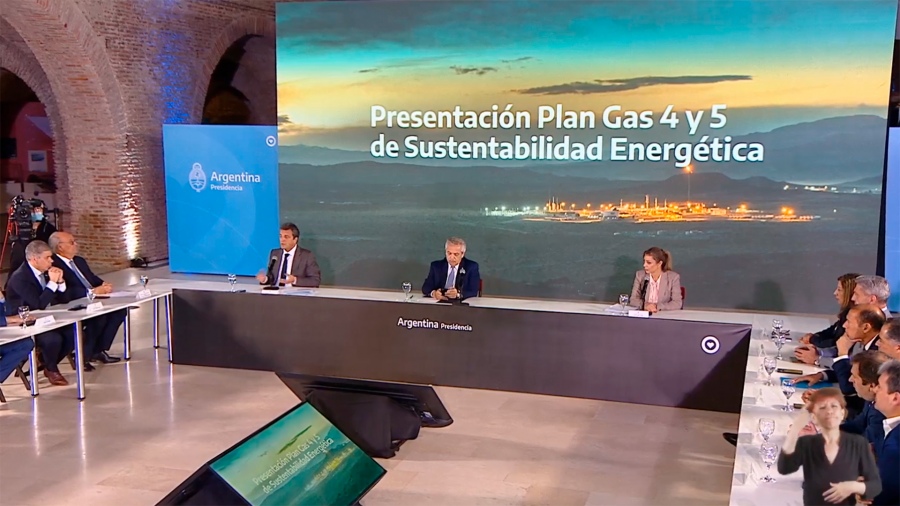 Fernández: «Podemos convertir a la Argentina en un enorme proveedor de energía» Fernández: «Podemos convertir a la Argentina en un enorme proveedor de energía»