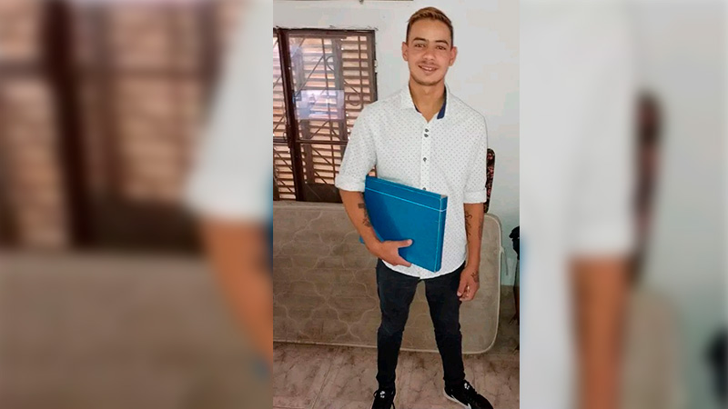 Buscan a joven de 20 años que salió el jueves de su casa en Paraná y no regresó Buscan a joven de 20 años que salió el jueves de su casa en Paraná y no regresó