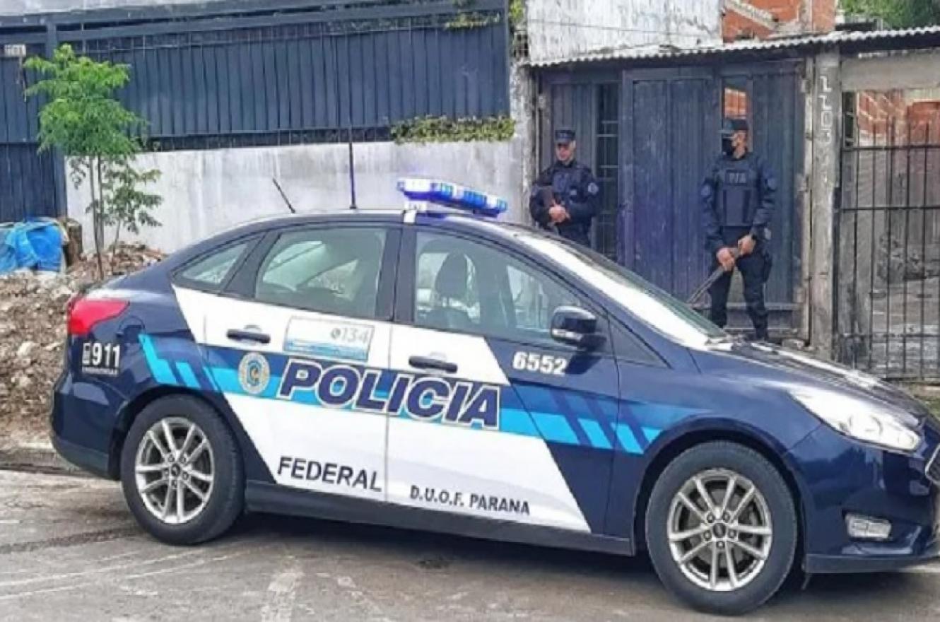 Dos detenidos por narcomenudeo en barrio Anacleto Medina Dos detenidos por narcomenudeo en barrio Anacleto Medina