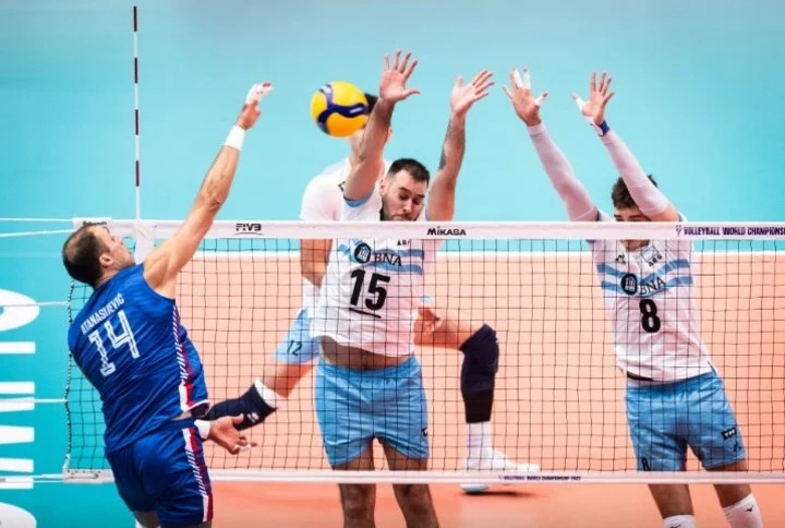 Argentina aplastó a Serbia y se clasificó a cuartos de final