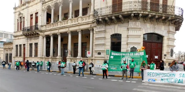 ATE Paraná rechazó la propuesta salarial del Ejecutivo Municipal ATE Paraná rechazó la propuesta salarial del Ejecutivo Municipal