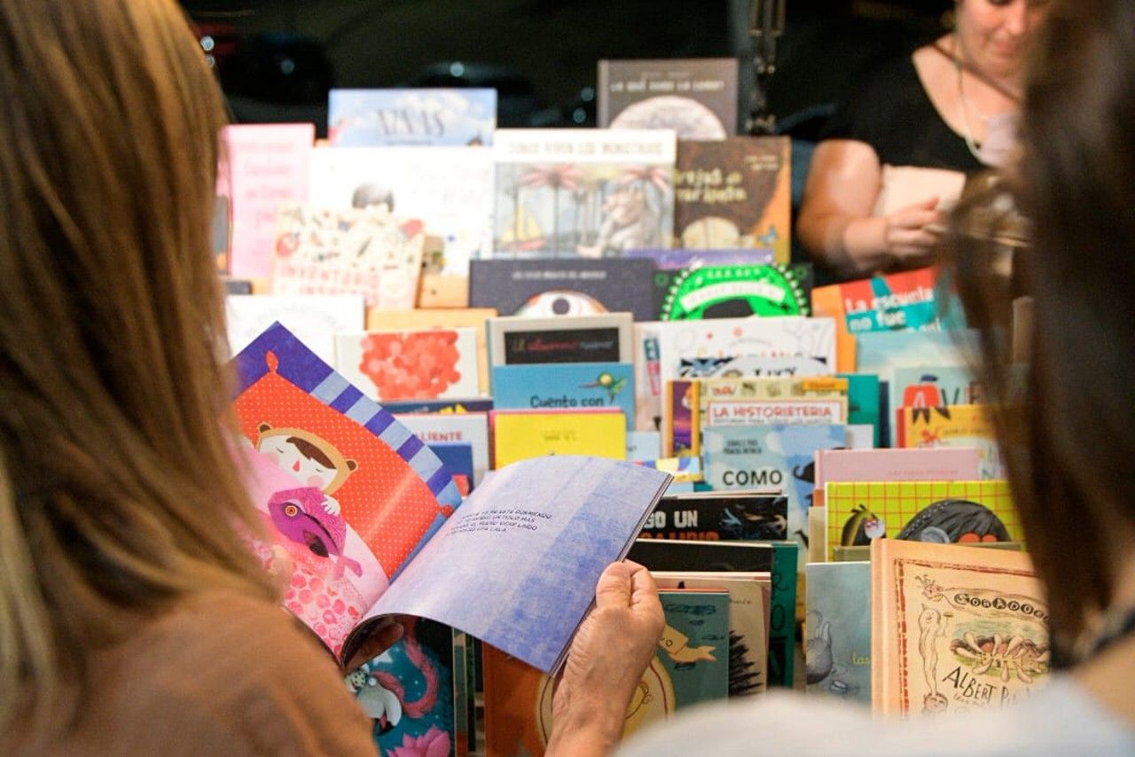 Bahl invitó a la nueva edición de la Feria del Libro Paraná Lee
