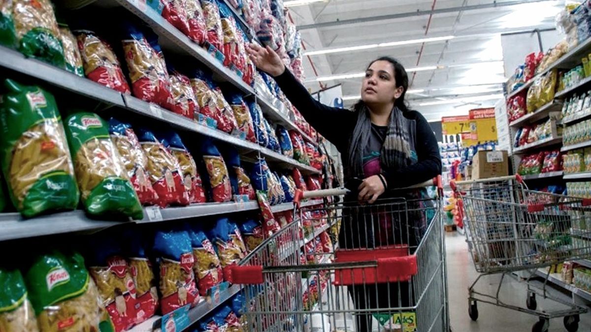 La canasta básica alimentaria aumentó 7,1% en agosto a $ 52.990, informó el Indec La canasta básica alimentaria aumentó 7,1% en agosto a $ 52.990, informó el Indec