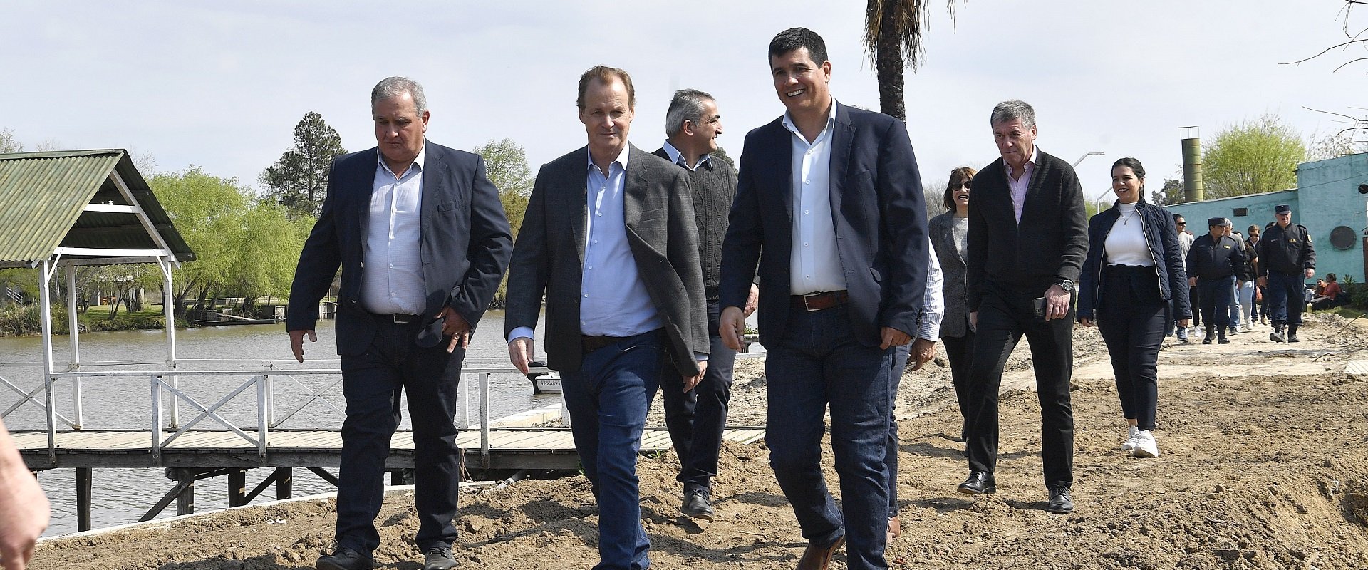 Bordet anunció la licitación para pavimentar el acceso a Paranacito Bordet anunció la licitación para pavimentar el acceso a Paranacito