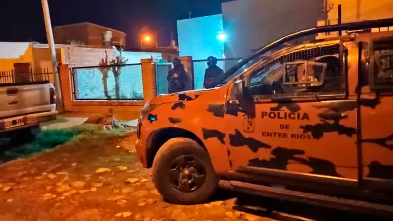 Policías implicados en venta de drogas: comisario simulaba ser agente de la AFI Policías implicados en venta de drogas: comisario simulaba ser agente de la AFI