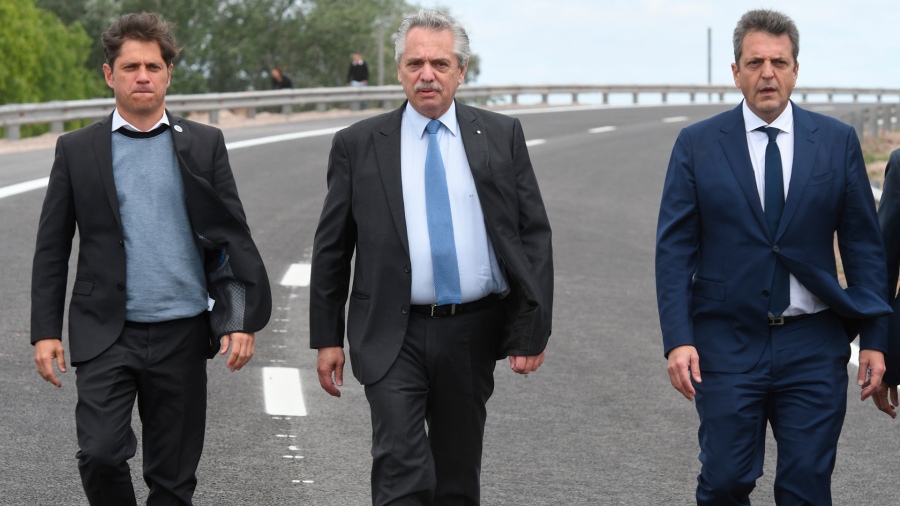 Alberto Fernndez Axel Kicillof y Sergio Massa durante el acto de inauguracin Foto Daniel Davobe