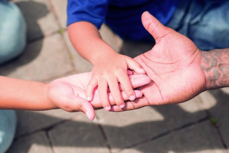 Lanzan convocatoria nacional para adoptar a tres hermanos de 8, 6 y 4 años Lanzan convocatoria nacional para adoptar a tres hermanos de 8, 6 y 4 años