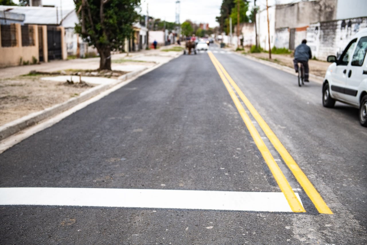 Calle Ameghino luce renovada luego de su recuperación integral