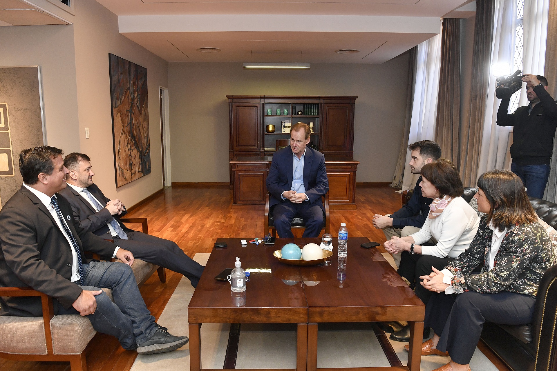 Bordet propone dar el debate y buscar consensos para la creación de una nueva Universidad en Entre Ríos Bordet propone dar el debate y buscar consensos para la creación de una nueva Universidad en Entre Ríos