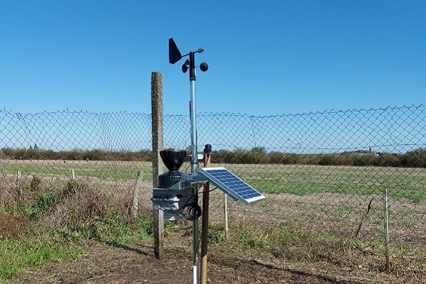 Trabajan en la modernización de las centrales meteorológicas Trabajan en la modernización de las centrales meteorológicas