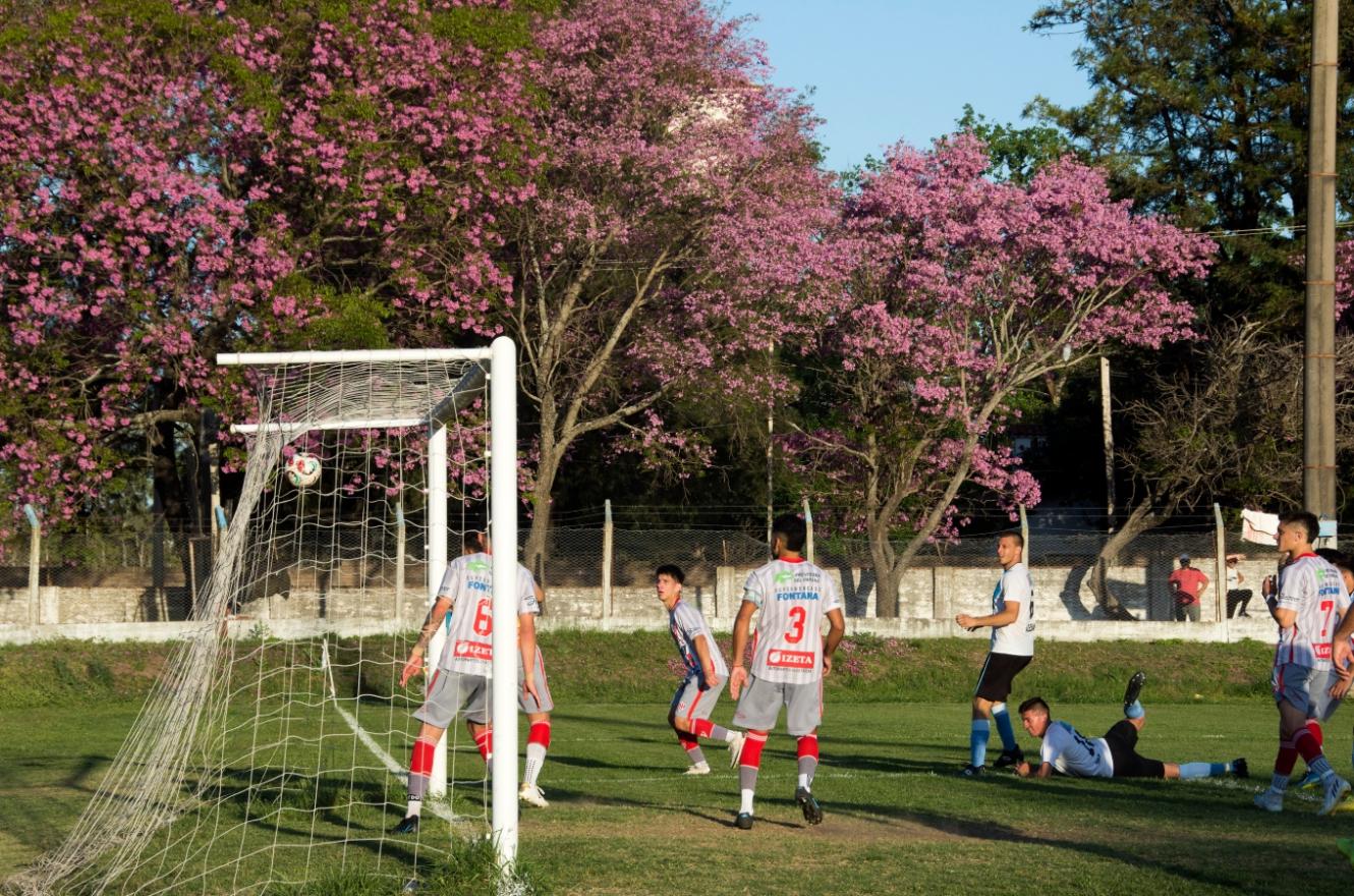 La liga Paranaense de Fútbol tendrá una final histórica La liga Paranaense de Fútbol tendrá una final histórica