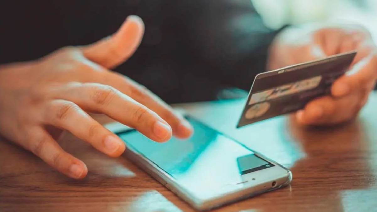 Falsos empleados bancarios vaciaban cuentas tras estafas telefónicas a jubilados