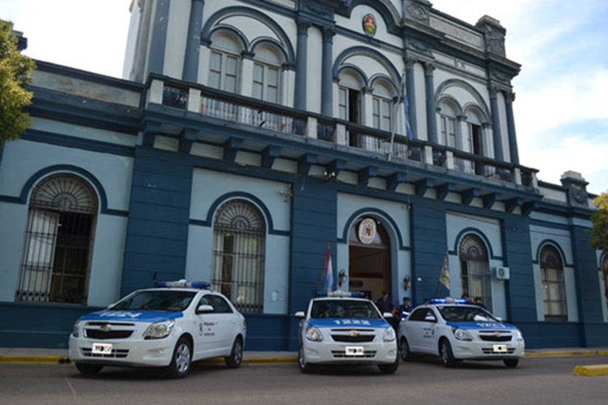 Un “extraño ente maligno” atacó a un policía en Gualeguaychú Un “extraño ente maligno” atacó a un policía en Gualeguaychú