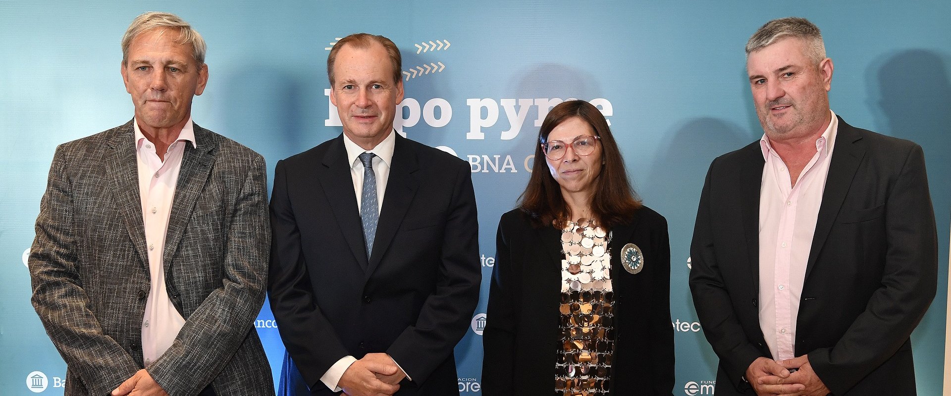 Bordet y empresarios participaron de la apertura del Expo Pyme organizada por Banco Nación