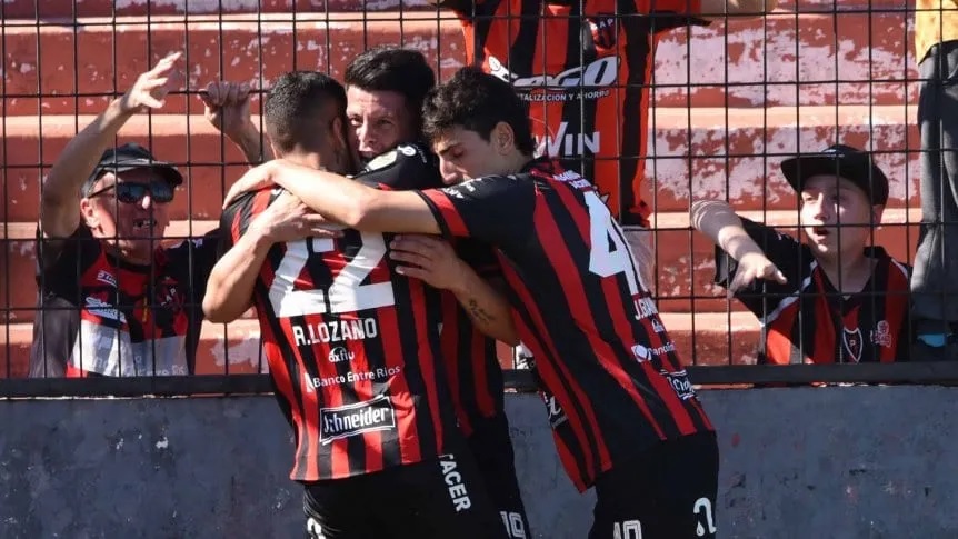 Un Patronato imparable venció a Atlético Tucumán y arde la Liga Profesional Un Patronato imparable venció a Atlético Tucumán y arde la Liga Profesional