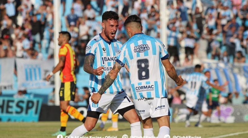 Villa Mitre y Racing definen el Federal A