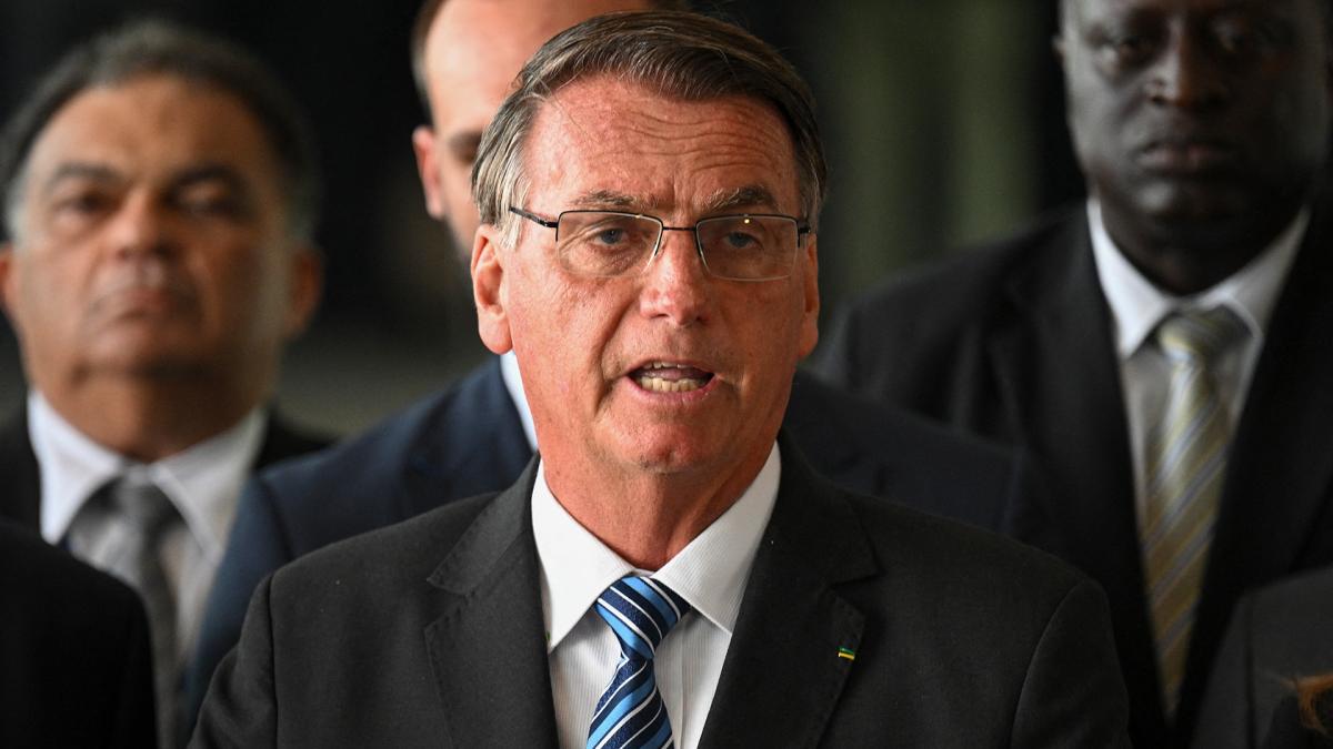 Bolsonaro no admitió la derrota, justificó las protestas y dijo que respetará la Constitución