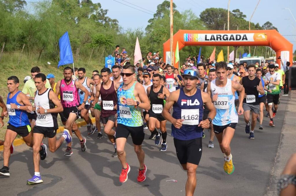 Nelsa Valenzuela y Martín Méndez ganaron la Maratón de Chajarí