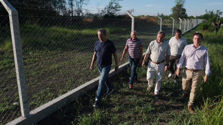 Bahl supervisó las obras que se realizan en el Parque Industrial Bahl supervisó las obras que se realizan en el Parque Industrial
