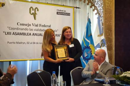 Entre Ríos está entre las provincias con mayor inversión vial con fondos propios Entre Ríos está entre las provincias con mayor inversión vial con fondos propios