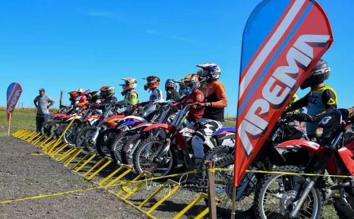 Endurocross Entrerriano: El Gran Premio coronación se vivió en María Grande Endurocross Entrerriano: El Gran Premio coronación se vivió en María Grande
