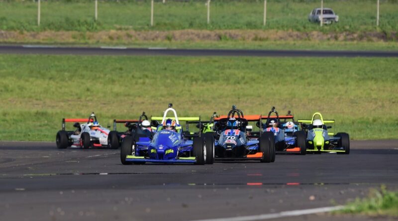F3E: En busca del primer campeón F3E: En busca del primer campeón
