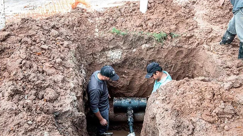 Reparan cañerías en calle Soldado Bordón y Tibiletti y en Zanni y Procoro Crespo