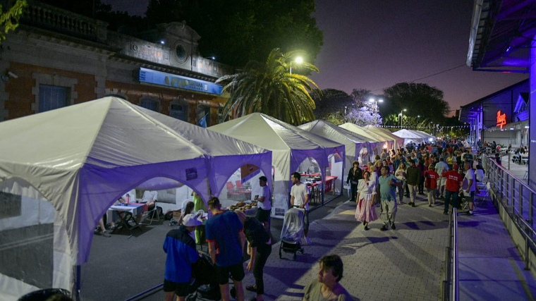 La convocante Feria de Colectividades mostró cultura, costumbres y gastronomía La convocante Feria de Colectividades mostró cultura, costumbres y gastronomía