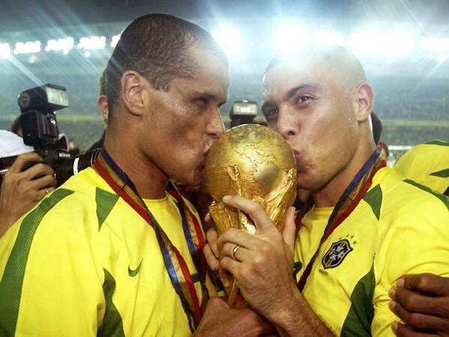 Ronaldo, ex figura de Brasil contrajo coronavirus Ronaldo, ex figura de Brasil contrajo coronavirus