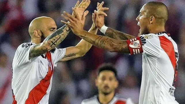 Jonatan Maidana y Javier Pinola quieren seguir en River