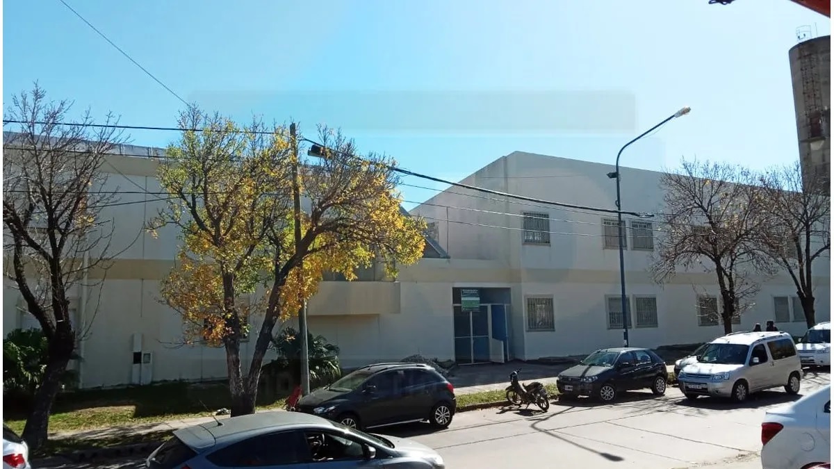Entre 8 alumnas golpearon salvajemente a una adolescente de 14 años Entre 8 alumnas golpearon salvajemente a una adolescente de 14 años