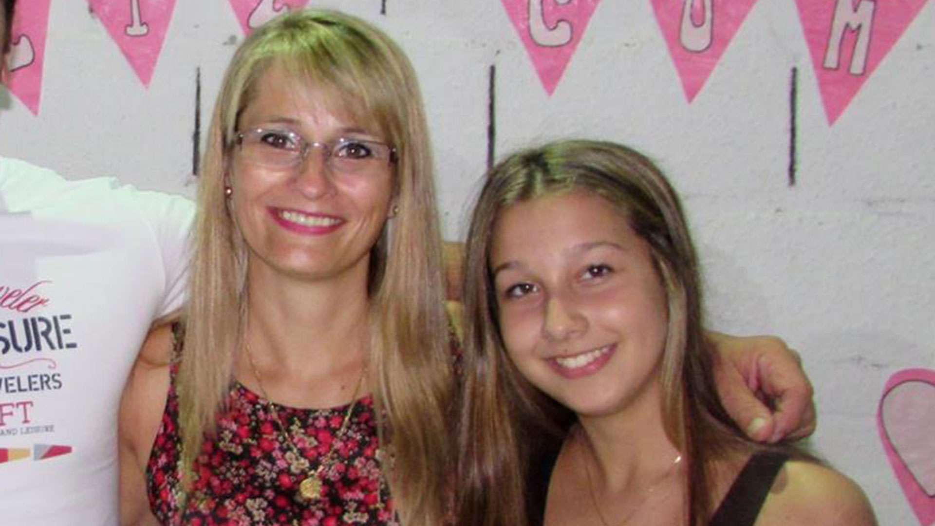 Nahir y su madre, Yamina Kroh. Ella quiere cambiar su apellido paterno, Galarza, y comenzar a usar el de su mamá