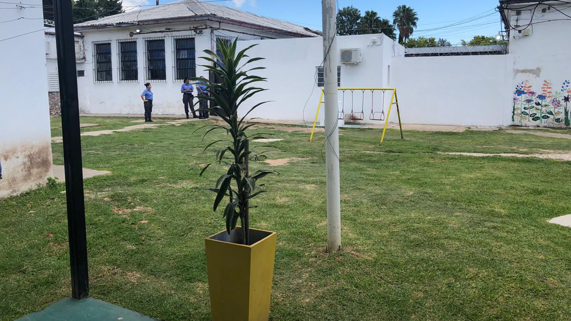 El patio de la Unidad Penal Número 6 de Mujeres de Paraná, donde Nahir Galarza está detenida