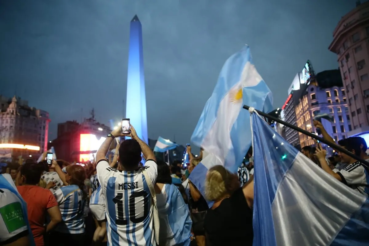 La Selección realizará el martes una caravana al Obelisco para celebrar el título La Selección realizará el martes una caravana al Obelisco para celebrar el título