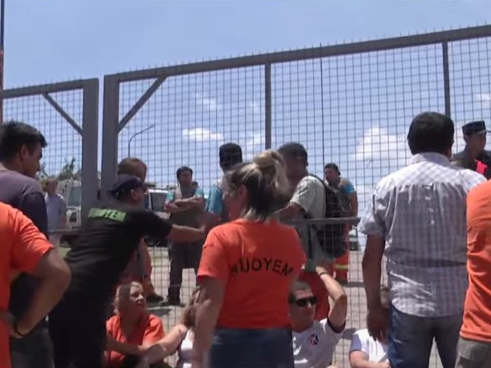 La Justicia imputó a ocho personas por aprietes a personal municipal La Justicia imputó a ocho personas por aprietes a personal municipal