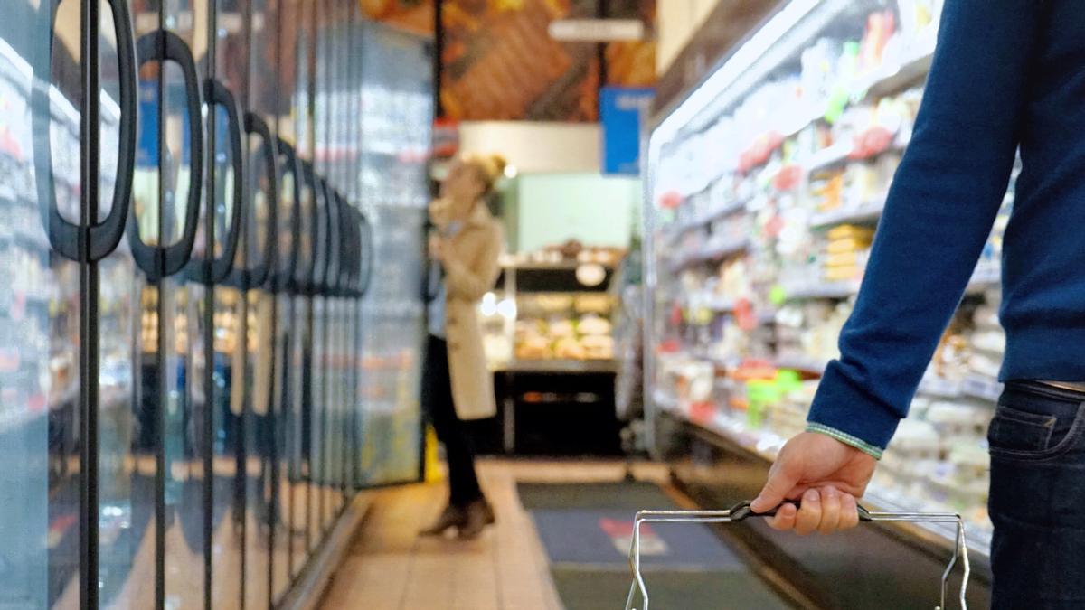 Cayeron las ventas en supermercados y autoservicios mayoristas Cayeron las ventas en supermercados y autoservicios mayoristas