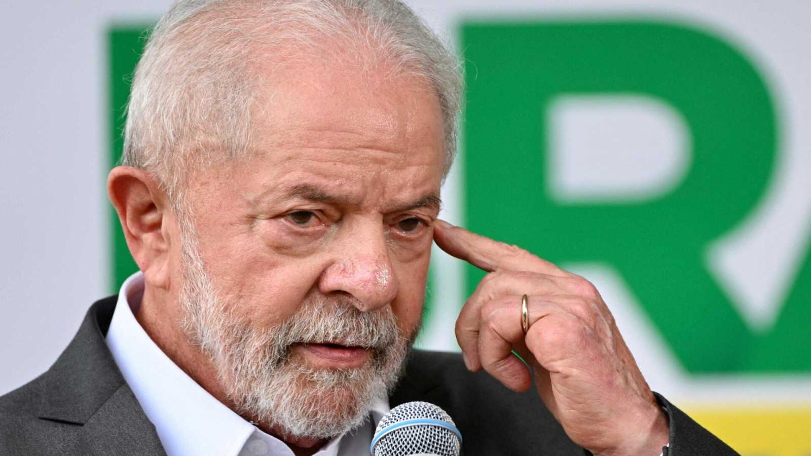Lula da Silva anunció los primeros 5 ministros de su gobierno Lula da Silva anunció los primeros 5 ministros de su gobierno