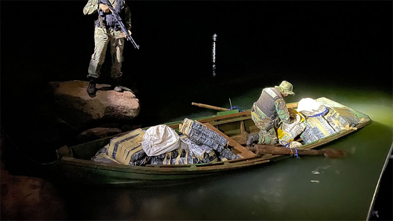 Escondidos en una canoa mas de 500 kilos de marihuana, valuados en unos 93 millones de pesos