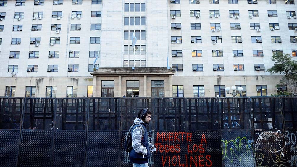 Habrá veredicto en la causa Vialidad: juzgan a la Vicepresidenta entre los 13 imputados