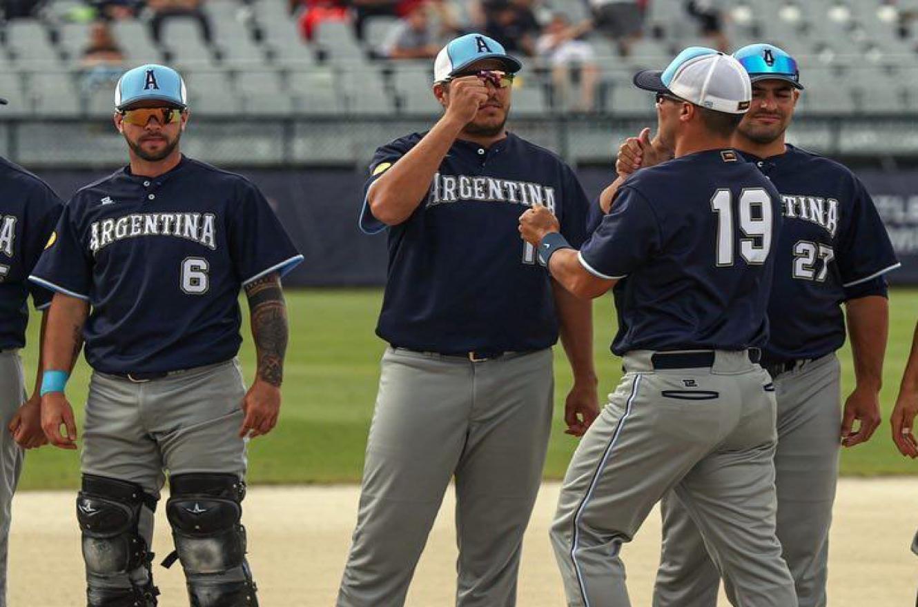 Argentina perdió con Australia y no podrá defender el título en el Mundial de Sóftbol Argentina perdió con Australia y no podrá defender el título en el Mundial de Sóftbol