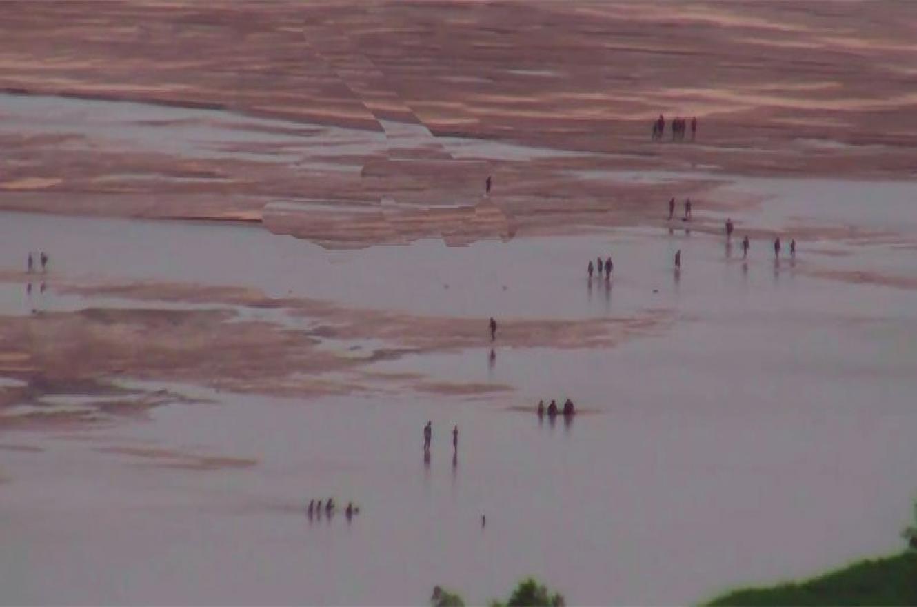 Advierten sobre los riesgos de caminar en bancos de arena en islas frente a Paraná Advierten sobre los riesgos de caminar en bancos de arena en islas frente a Paraná