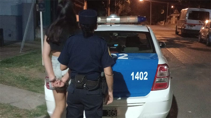 Una joven recibió una feroz golpiza de parte de una amiga
