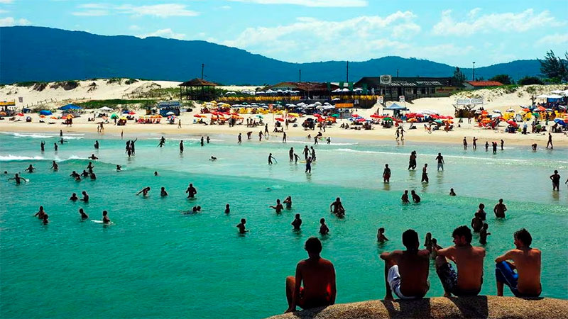 Dieron a conocer cuál es el virus que causó el brote de diarrea en Florianópolis Dieron a conocer cuál es el virus que causó el brote de diarrea en Florianópolis