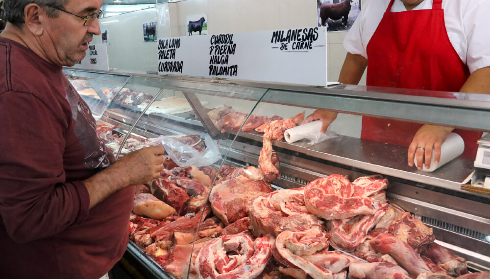 Compras en carnicerías: comienza a regir esta semana el reintegro del 10%